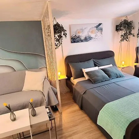 Semesterbostad Ulika L Private Olive Grov, Pets & Jacuzzi For Two *